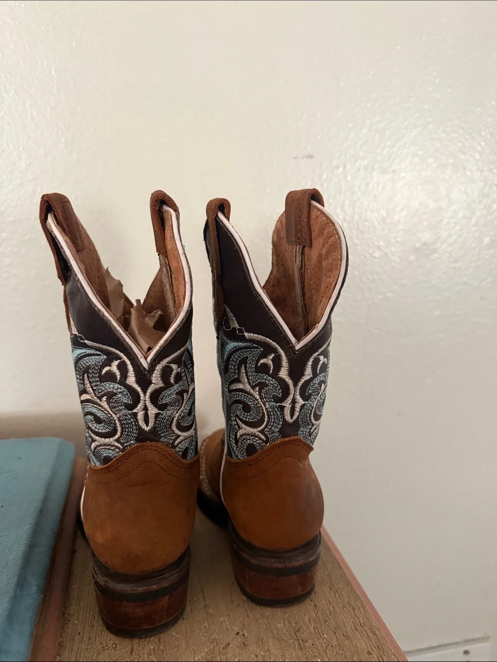 N/A cowboy boots